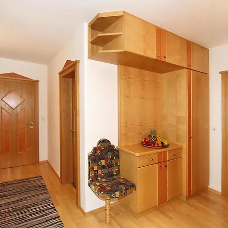 Apartment Roessl, *